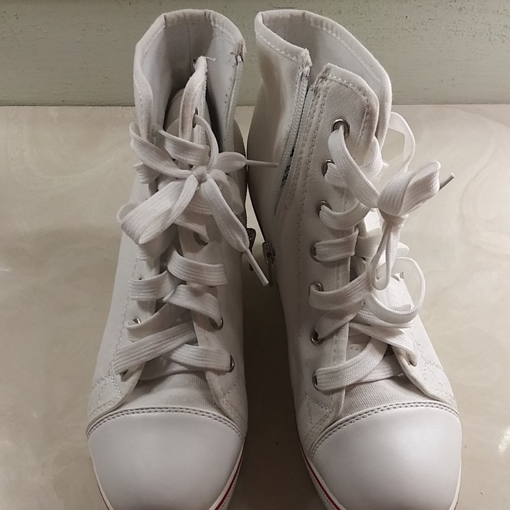 High Tops Wedge Tennis Shoe